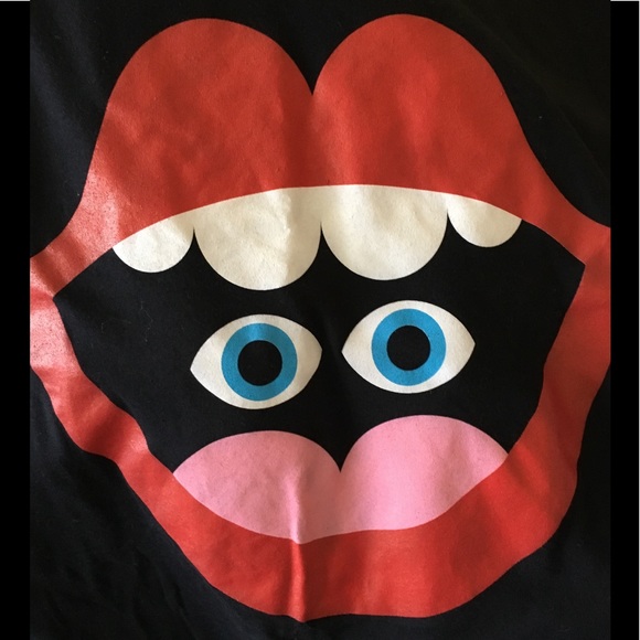 Upper playground short sleeved t-shirt. - Picture 3 of 4